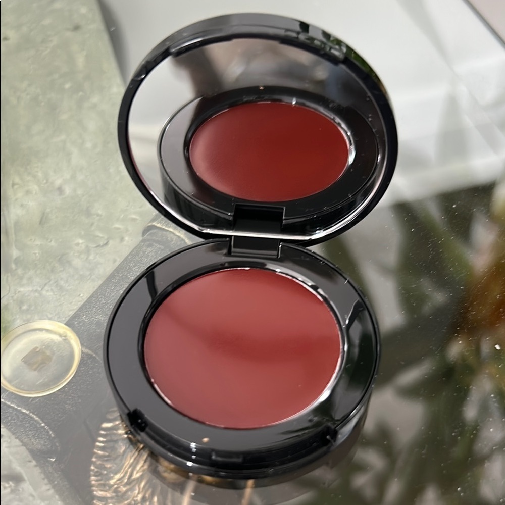 Bobbi Brown Pot Rouge for Lips&Cheeks in Chocolate Cherry